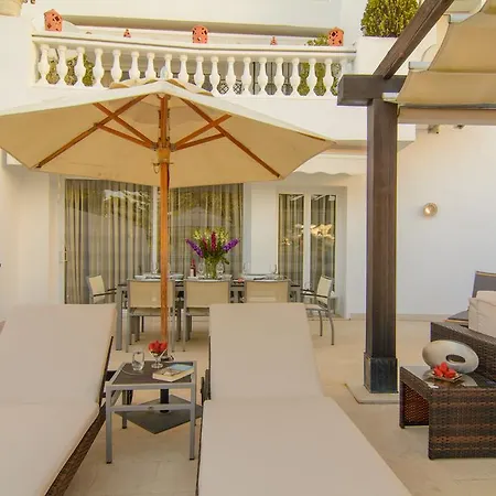 Designer Beachside *